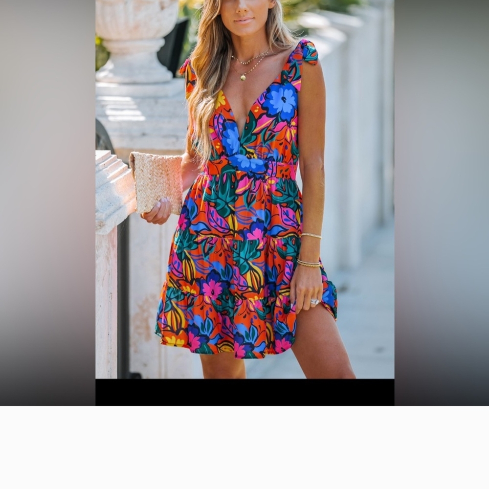 Cupshe Blue and Pink Flutter Sleeve Sundress